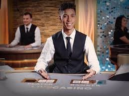 Layar permainan live dealer